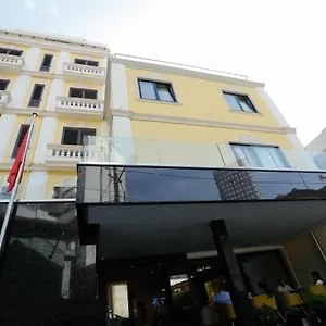 Hotell Oxford, Tirana